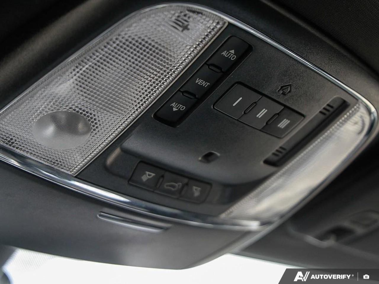 2018 Jeep Grand Cherokee Sterling EditionSTERLING EDITION, 3.6L V6, 4X4, AL Photo