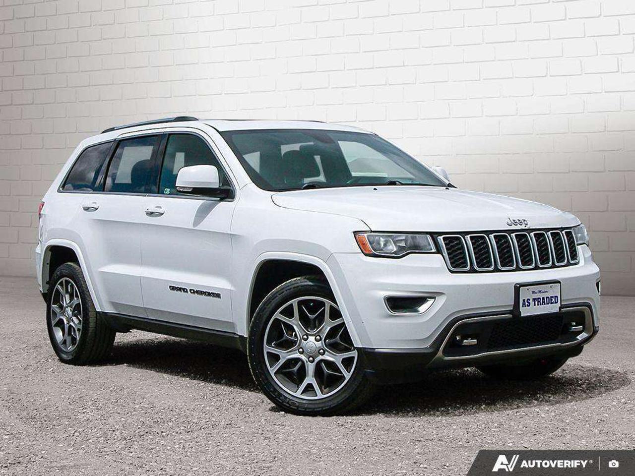 2018 Jeep Grand Cherokee STERLING EDITION, 3.6L V6, 4X4, ALLOYS, LEATHER, CERTIFIED AS-TRADED! Photo