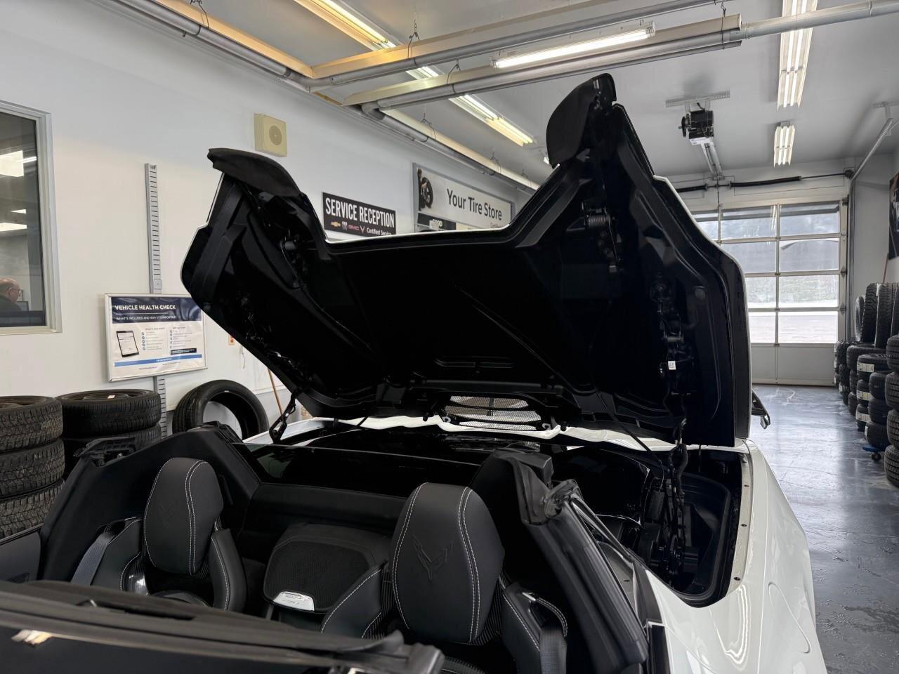 2023 Chevrolet Corvette 1LT   CONVERTIBLE. Photo