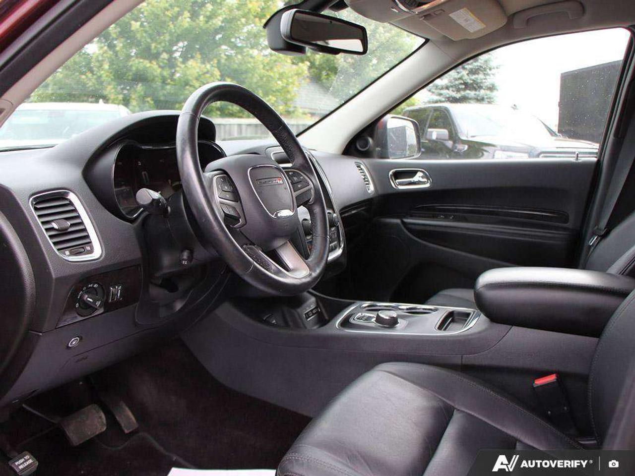 2016 Dodge Durango LIMITED, 3.6L V6, 4X4, ALLOYS, LEATHER, 6-PASSENGER, CERTIFIED ASTRADED! Photo