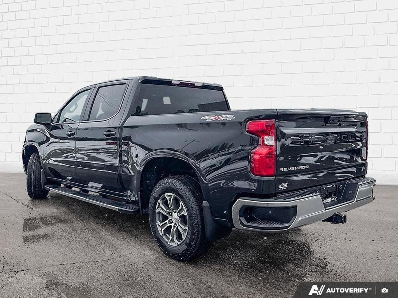 2024 Chevrolet Silverado 1500 4WD Crew Cab 147  LT Photo