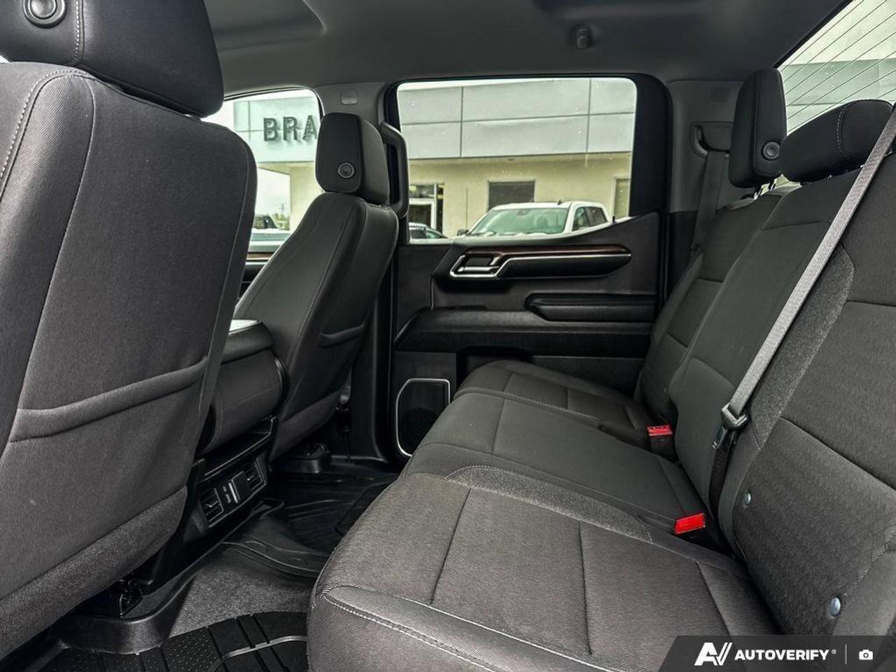 2024 Chevrolet Silverado 1500 4WD Crew Cab 147  LT Photo