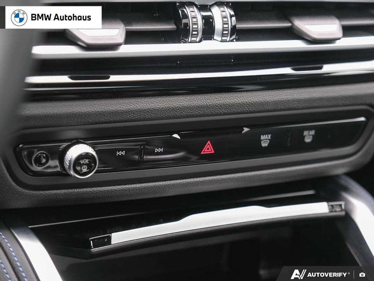 2023 BMW 2 Series M240i xDrive coupé Photo