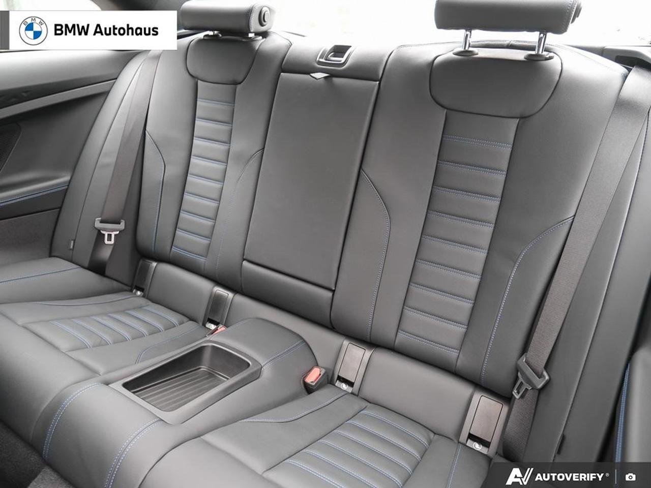 2023 BMW 2 Series M240i xDrive coupé Photo