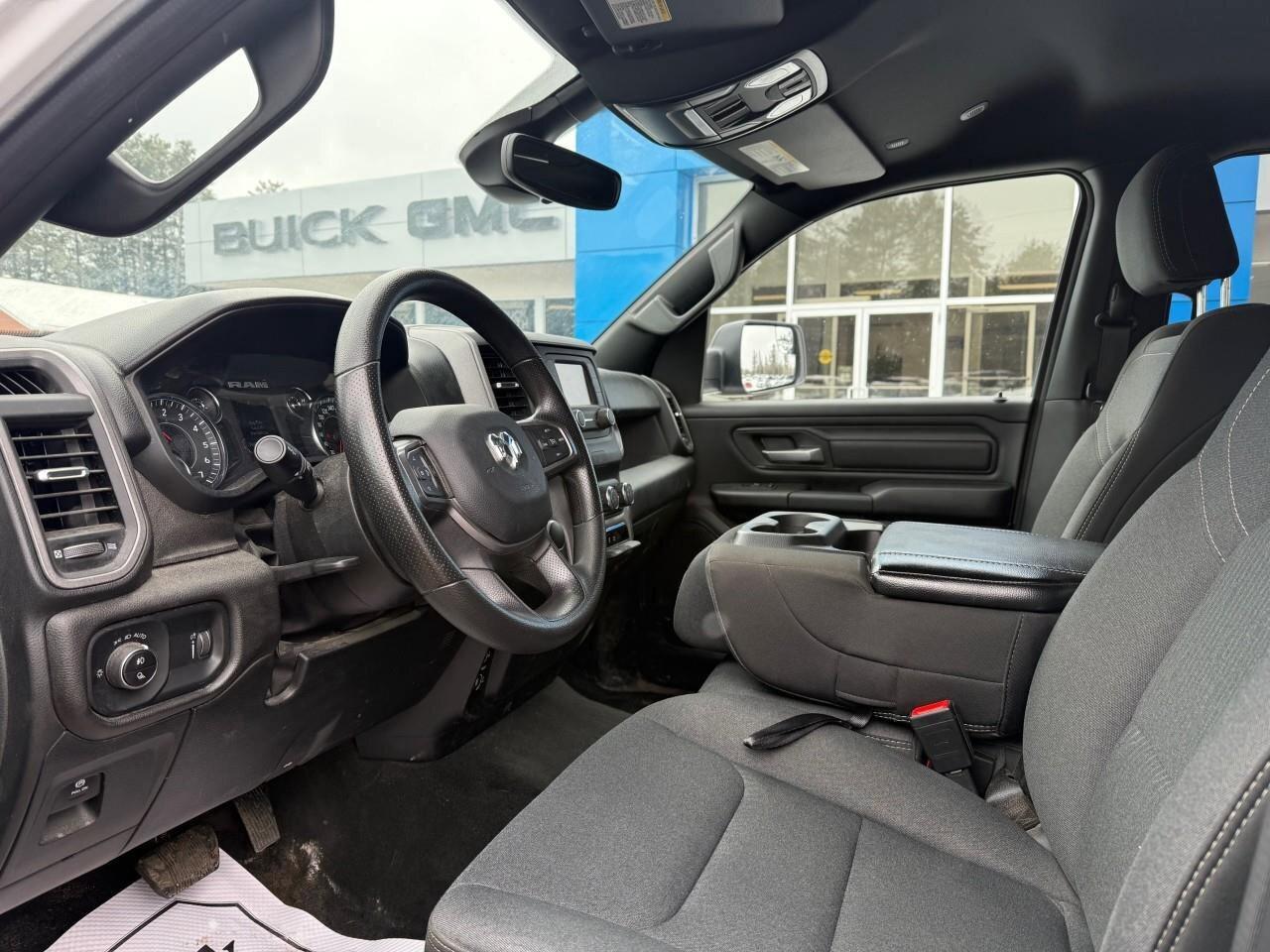 2024 RAM 1500 Tradesman 4x4 Crew Cab 5'7  Box Photo