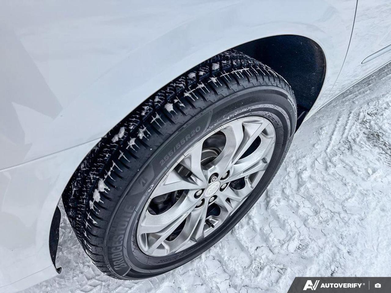 2021 Buick Enclave Avenir   TRAILERING PKG WITH HEAVY DUTY COOLING SY Photo