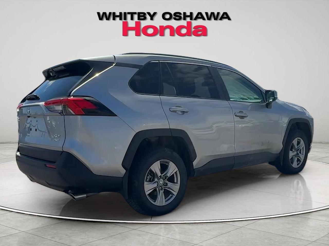 2025 Toyota RAV4 XLE Photo