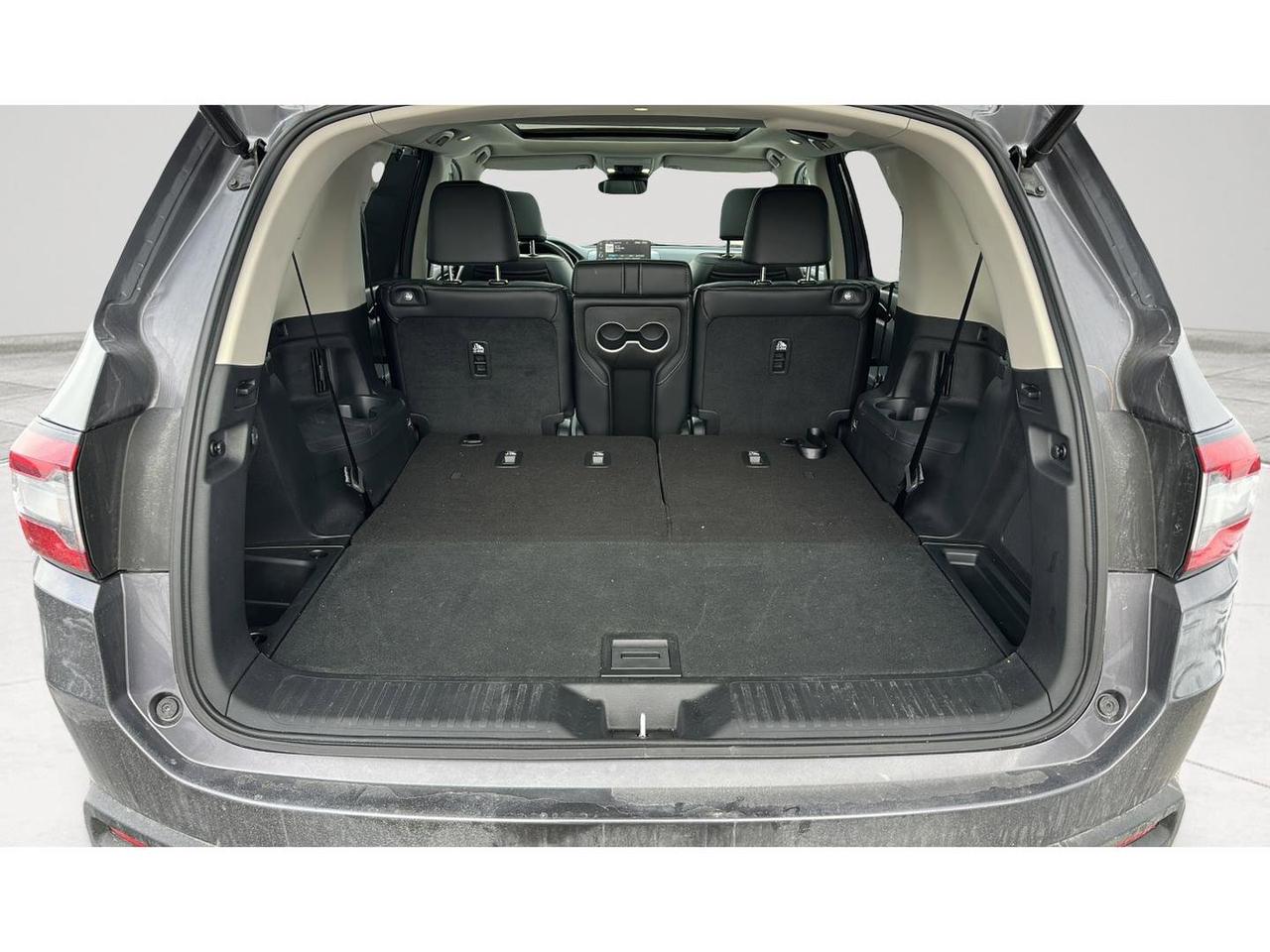 2025 Honda Pilot Touring Photo