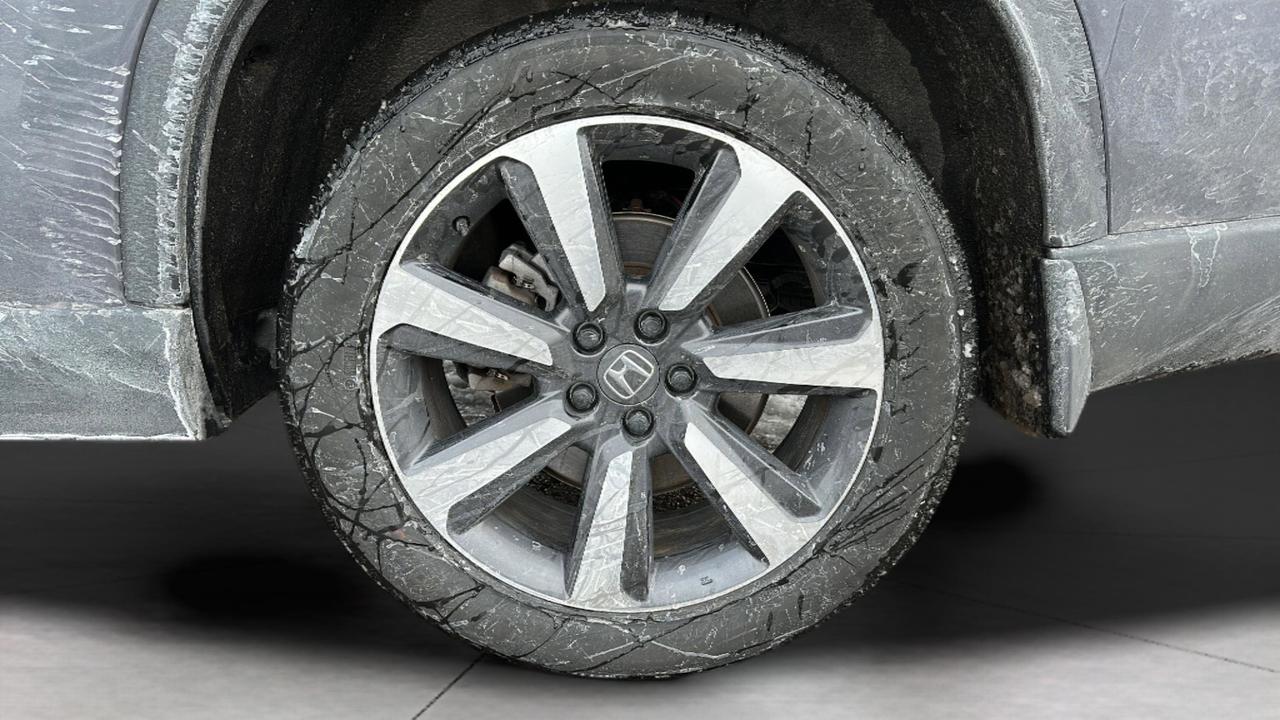 2025 Honda Pilot Touring Photo