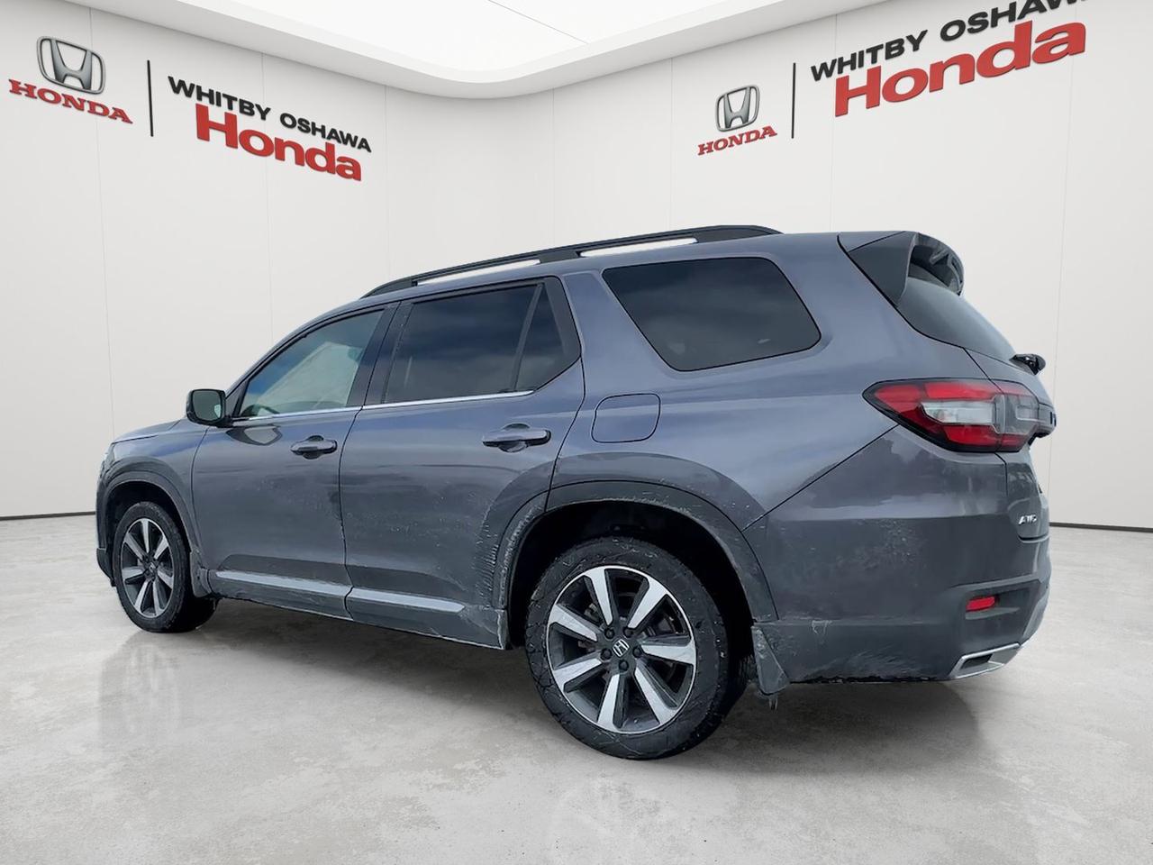 2025 Honda Pilot Touring Photo