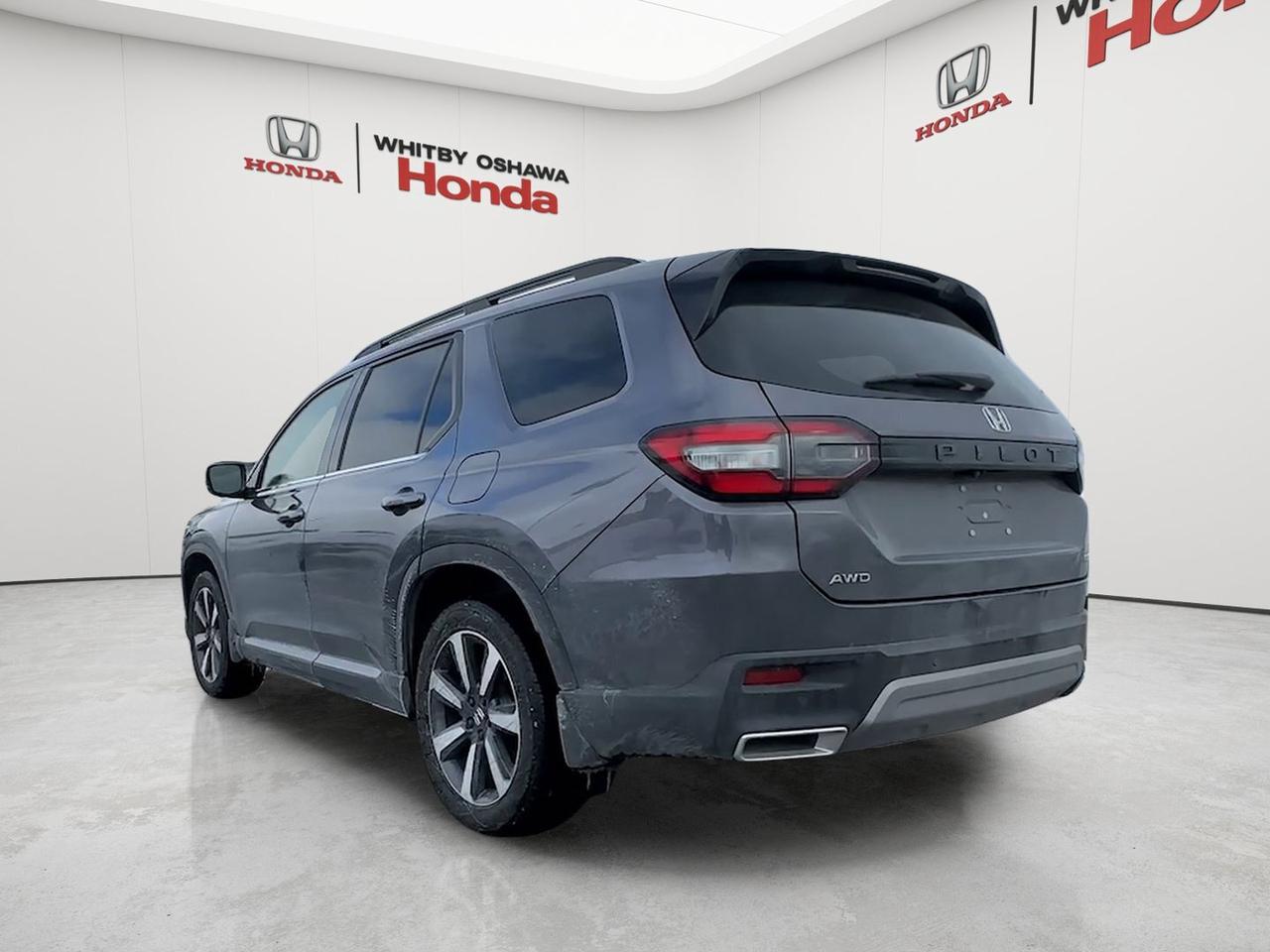 2025 Honda Pilot Touring Photo