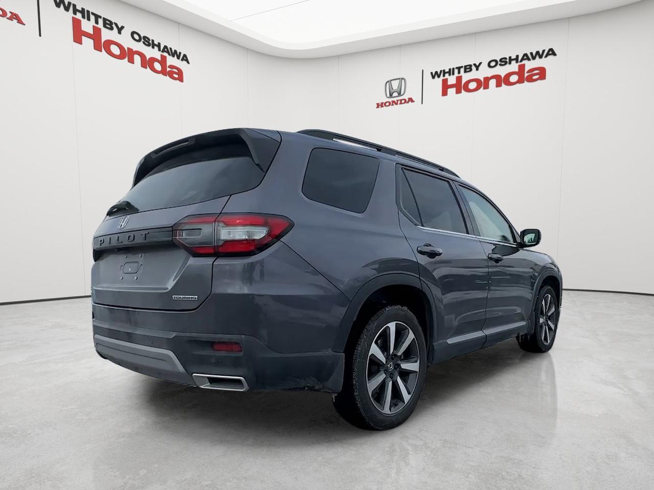 2025 Honda Pilot Touring Photo