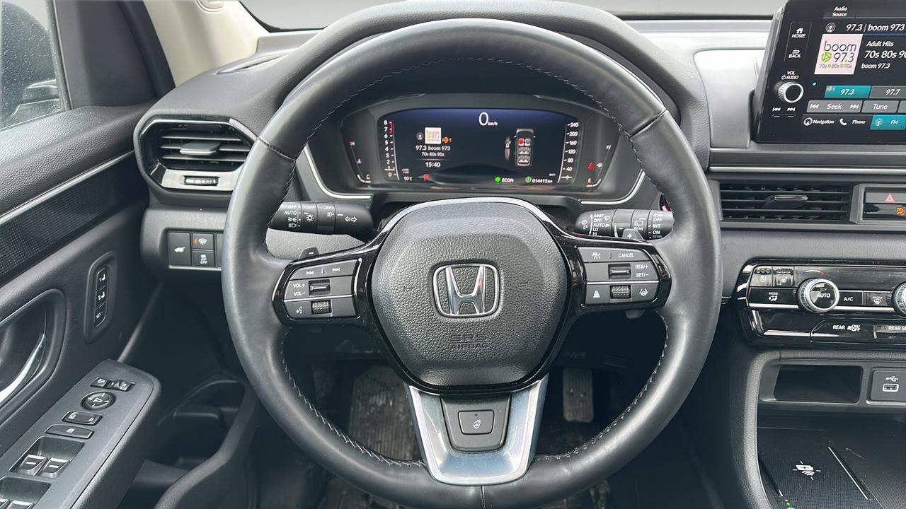 2025 Honda Pilot Touring Photo