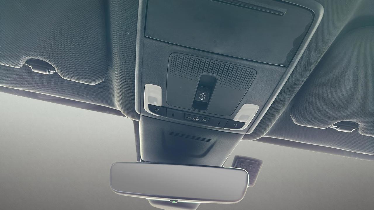 2024 Honda CR-V Hybrid Touring Photo