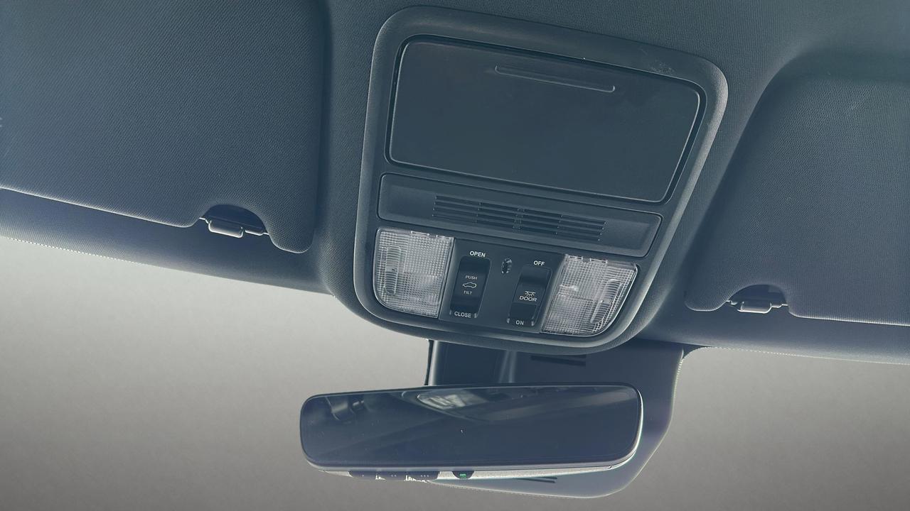 2022 Honda Pilot SPORT Photo