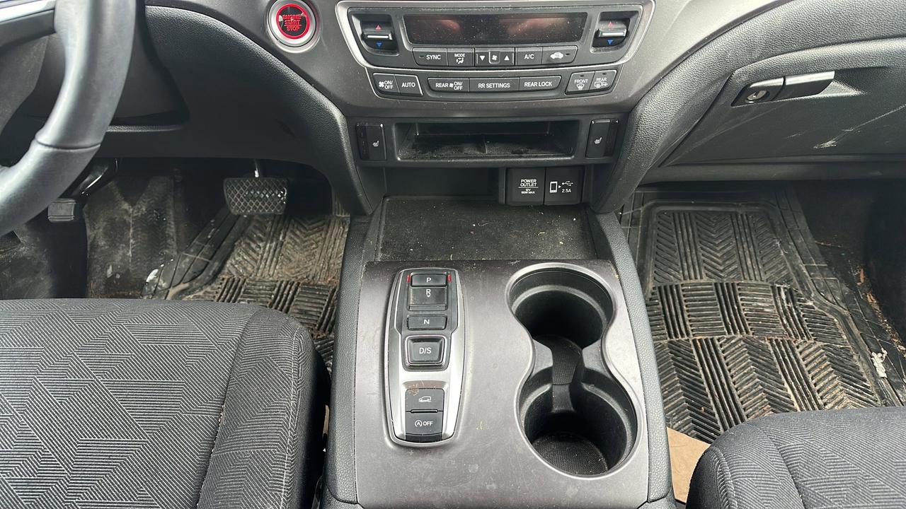 2022 Honda Pilot SPORT Photo