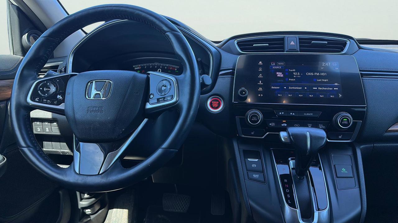 2017 Honda CR-V Touring Photo