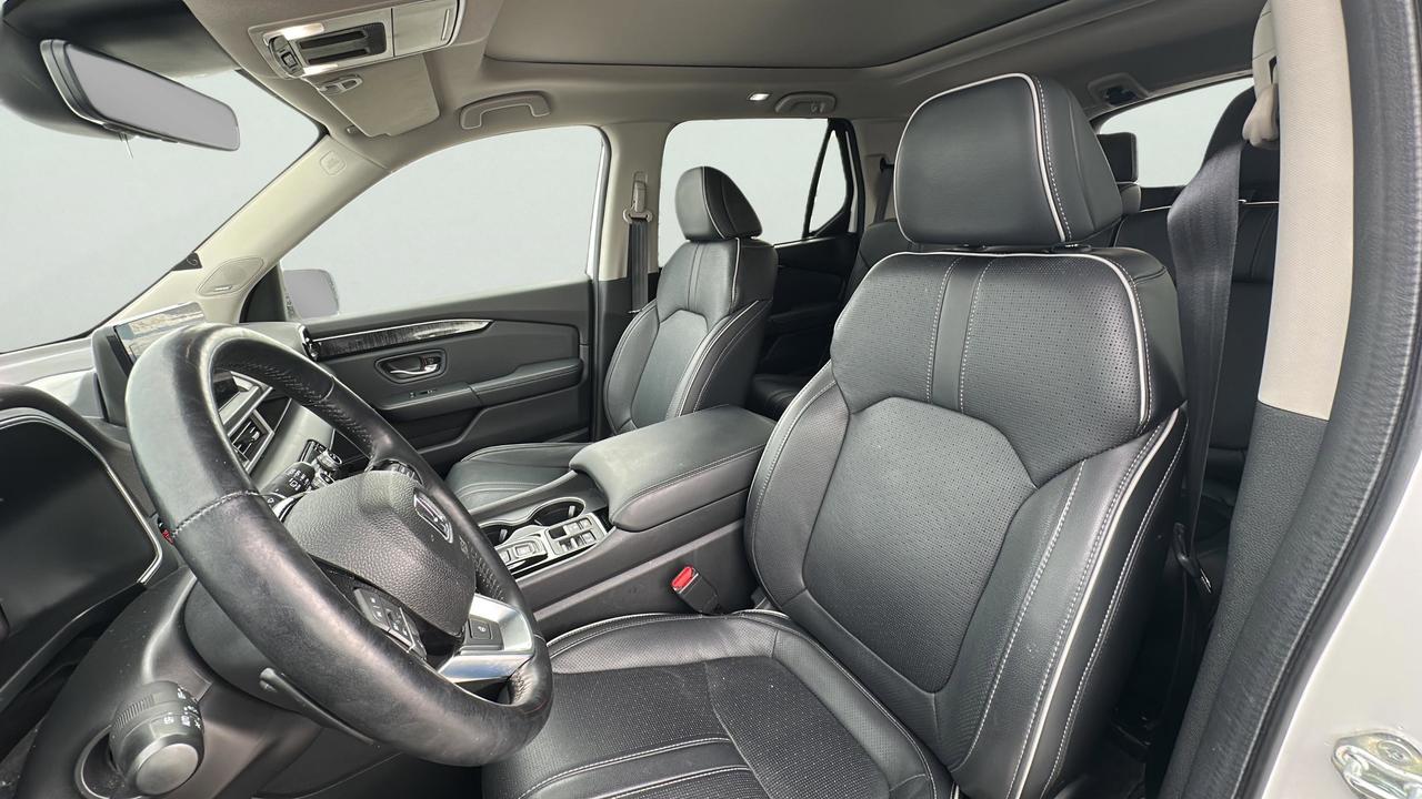 2024 Honda Pilot Touring Photo