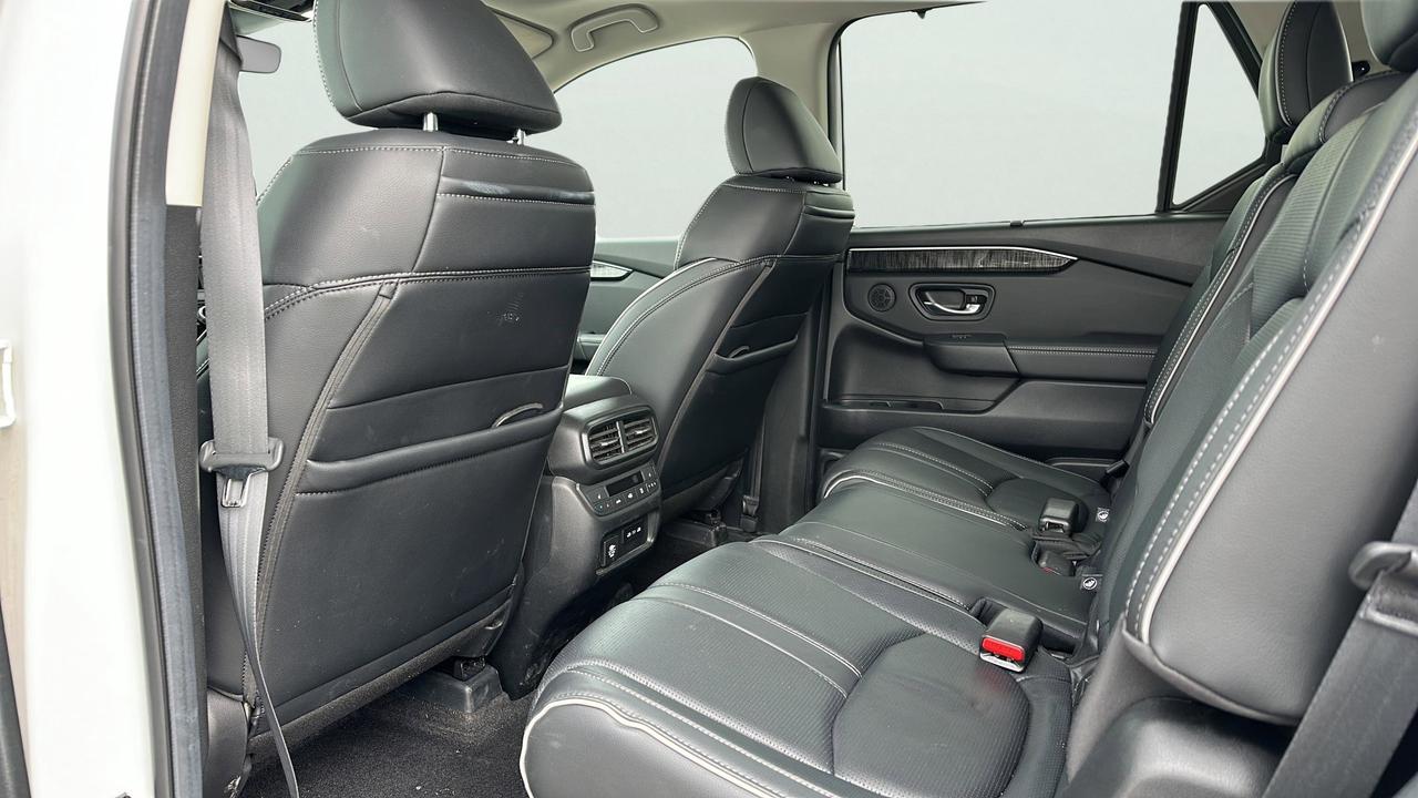 2024 Honda Pilot Touring Photo