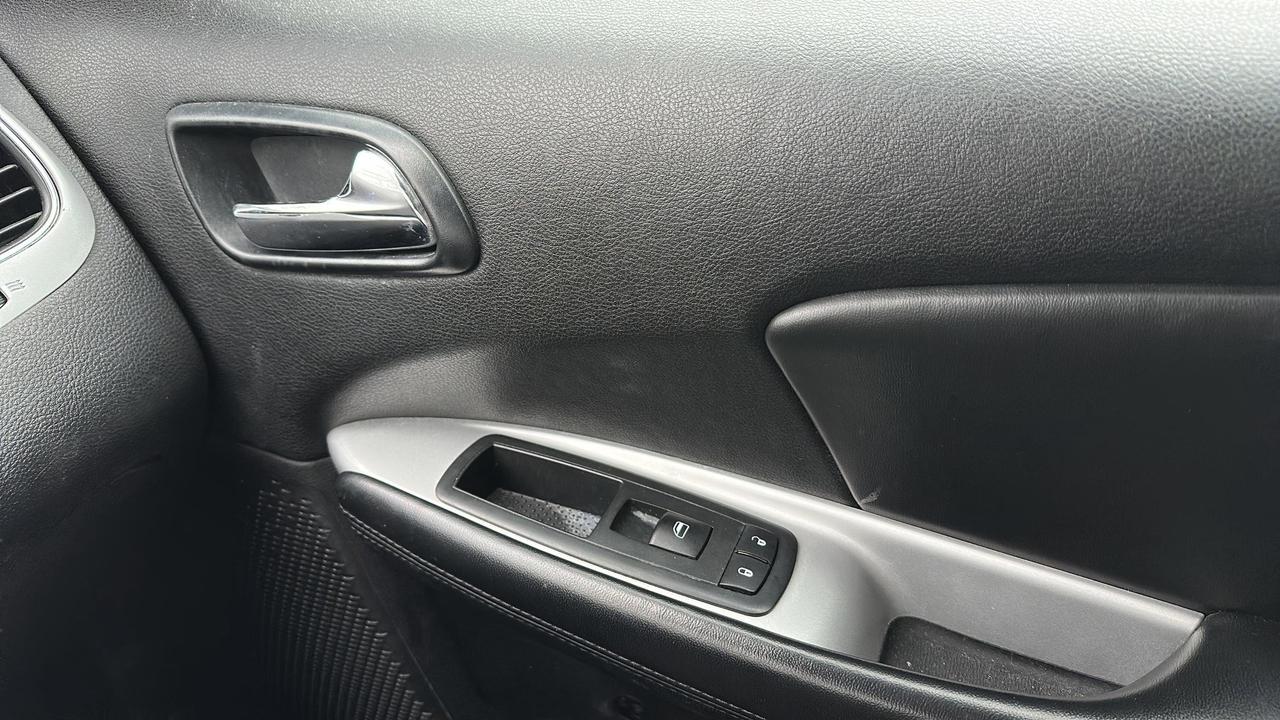 2013 Dodge Journey CVP/SE Plus Photo