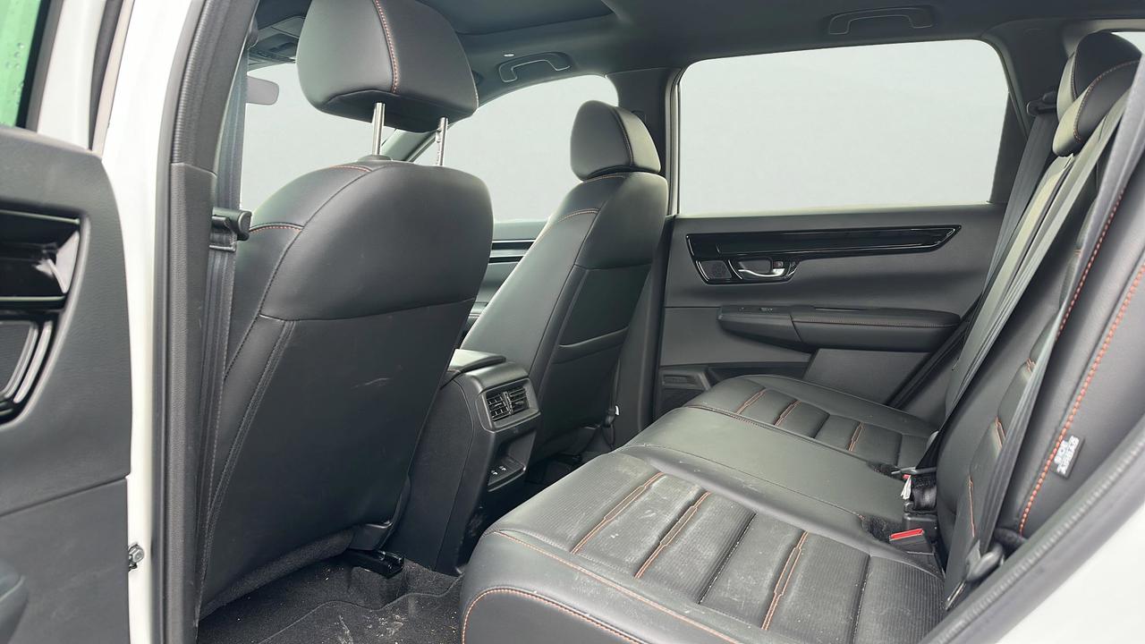 2024 Honda CR-V Hybrid Touring Photo