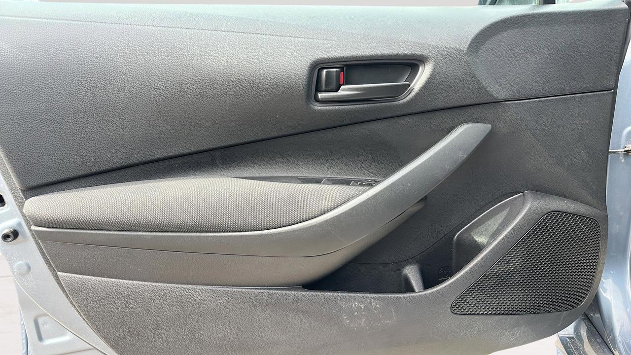 2022 Toyota Corolla LE CVT Photo