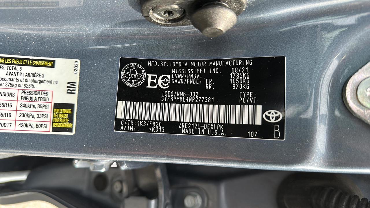 2022 Toyota Corolla LE CVT Photo