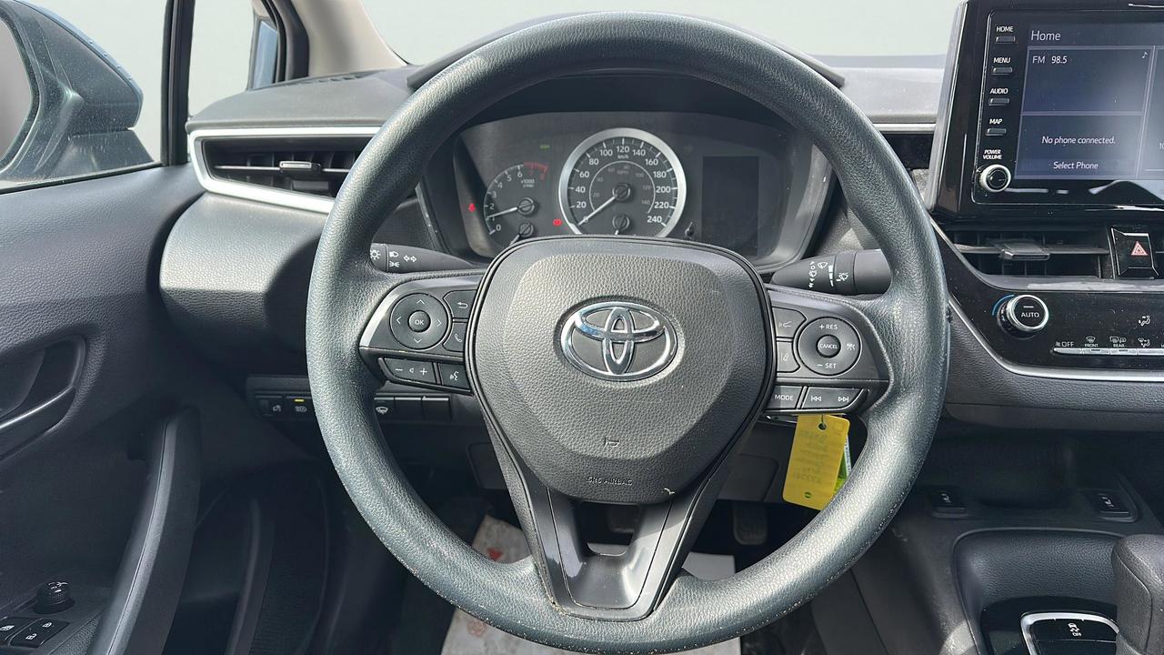 2022 Toyota Corolla LE CVT Photo
