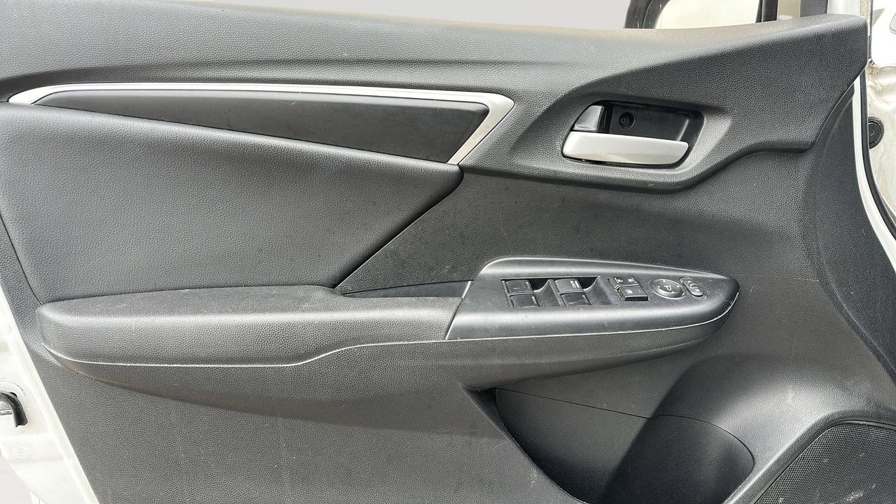 2016 Honda Fit w/Navigation Photo