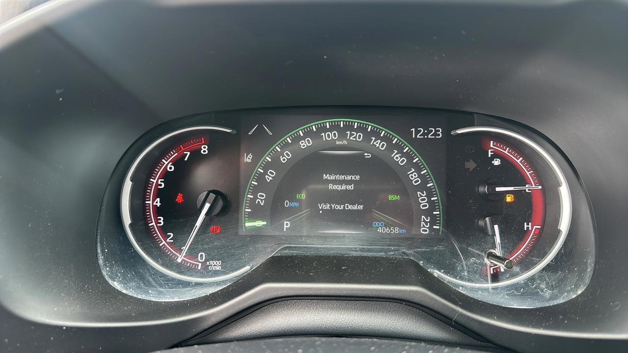 2023 Toyota RAV4 LE AWD Photo