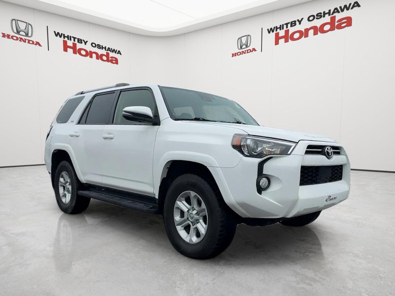2020 Toyota 4Runner SR5 Photo3