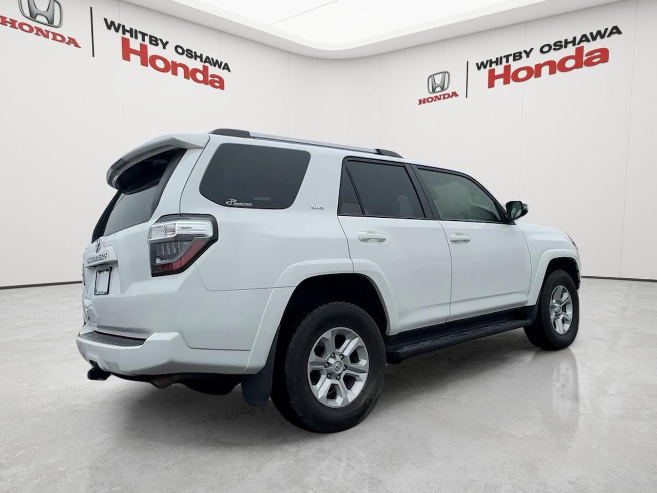 2020 Toyota 4Runner SR5 Photo