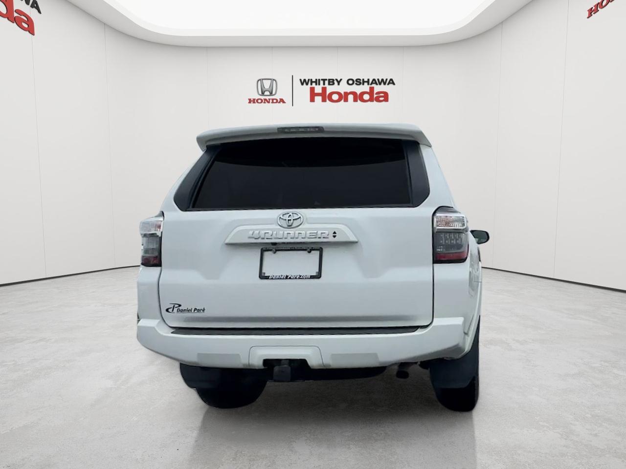 2020 Toyota 4Runner SR5 Photo