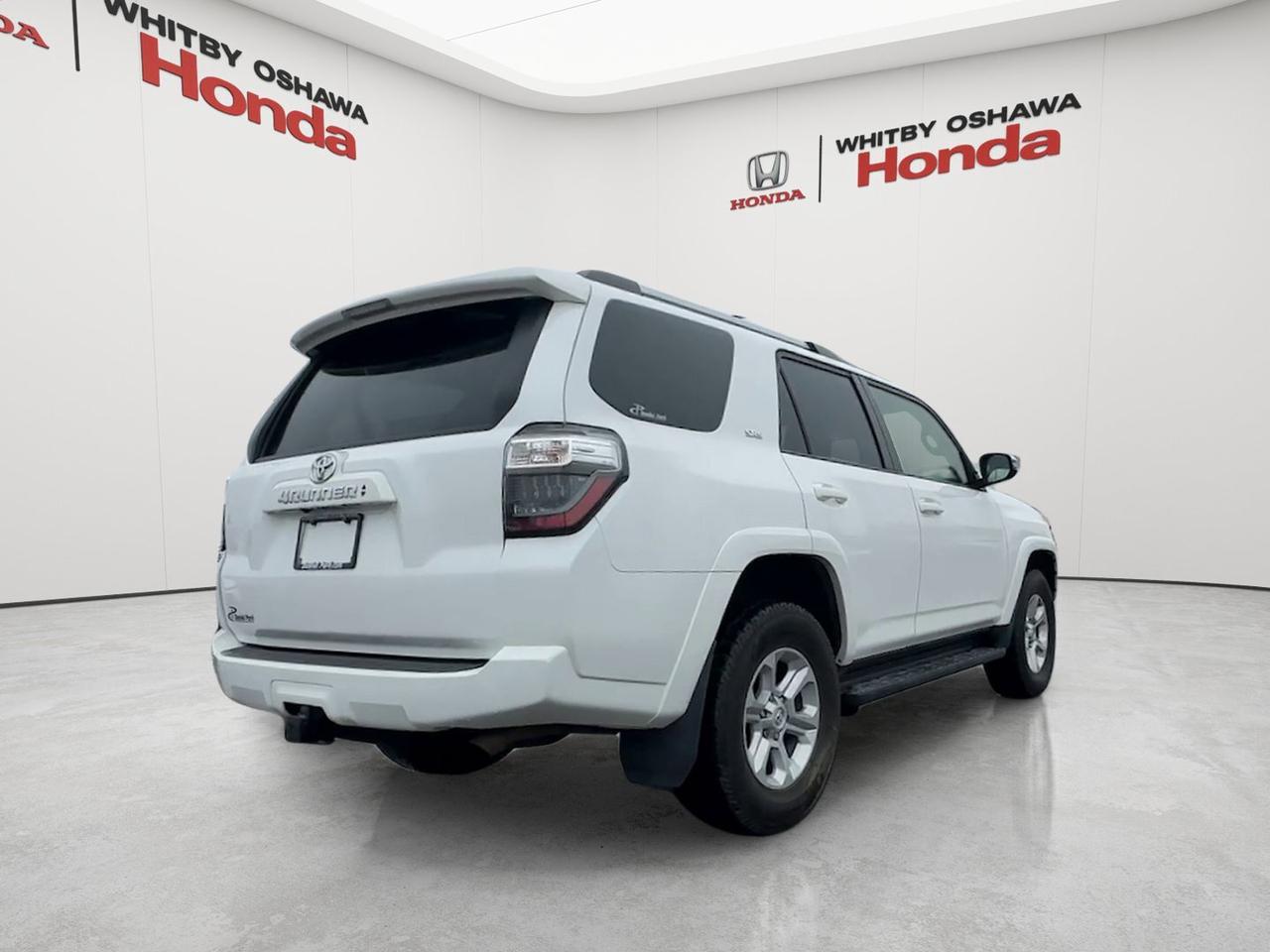 2020 Toyota 4Runner SR5 Photo