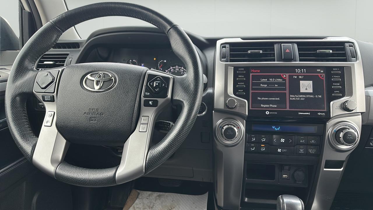 2020 Toyota 4Runner SR5 Photo