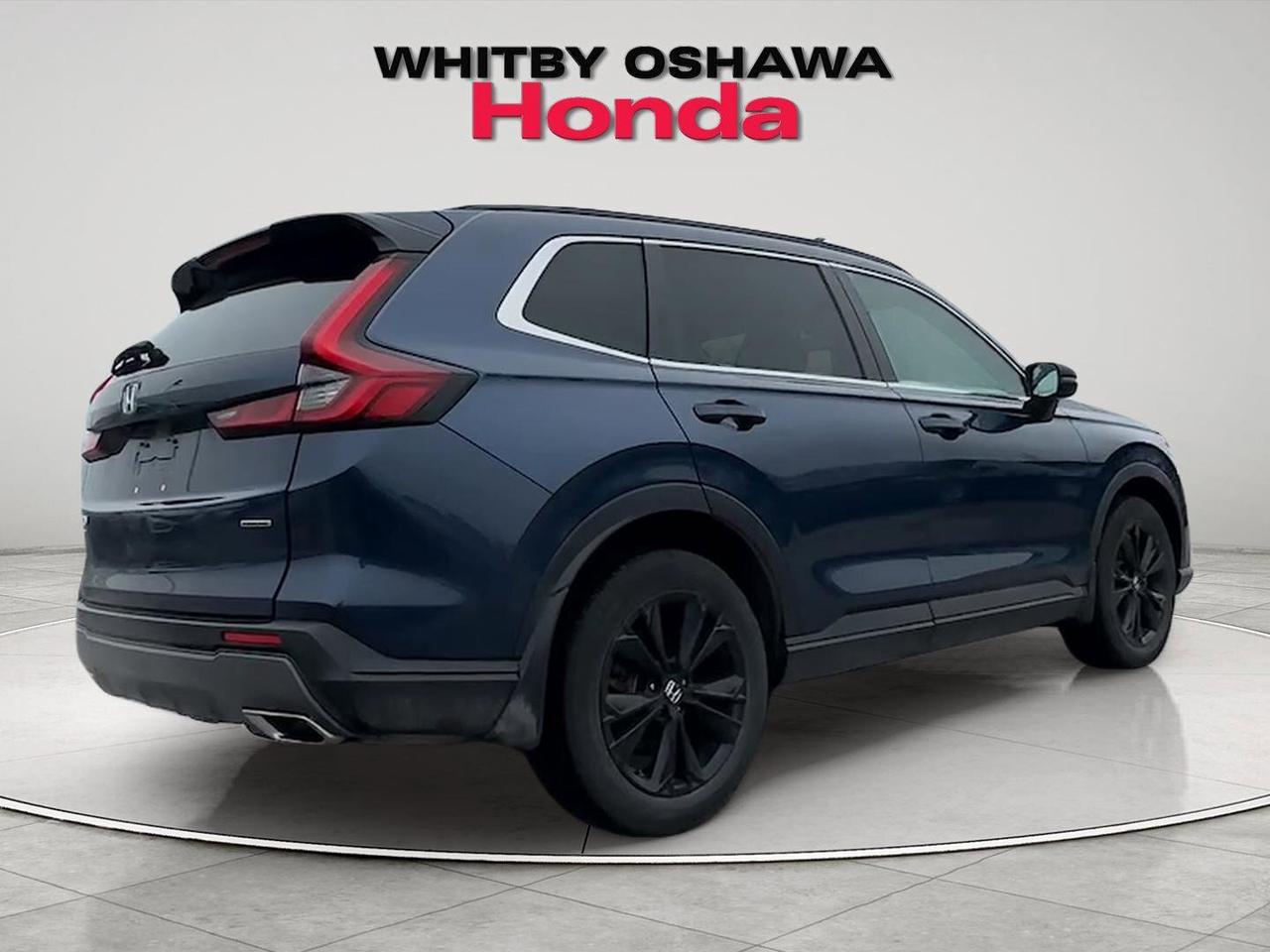 2023 Honda CR-V Hybrid Touring AWD Photo