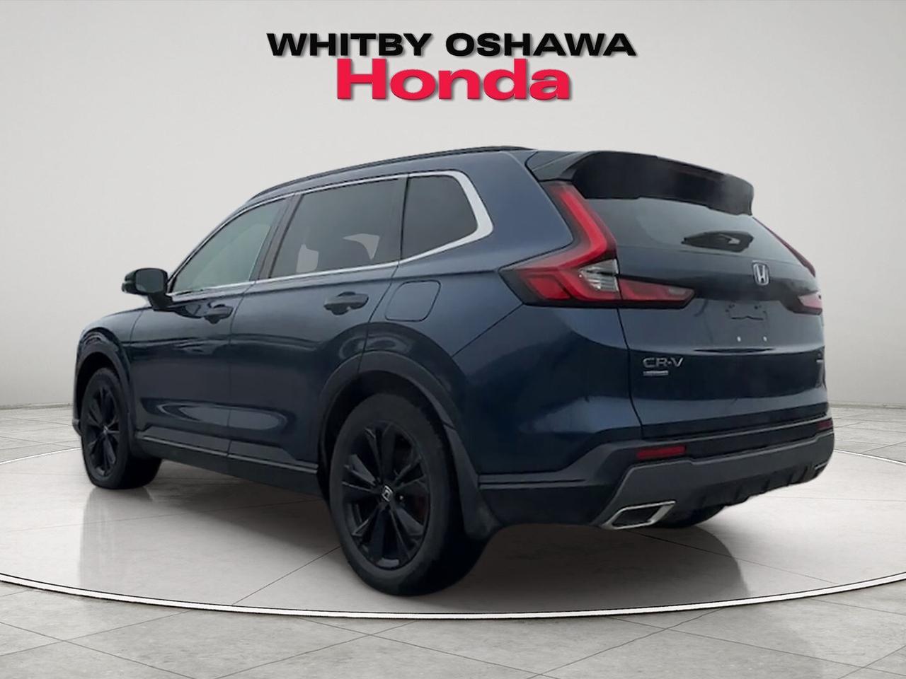 2023 Honda CR-V Hybrid Touring AWD Photo