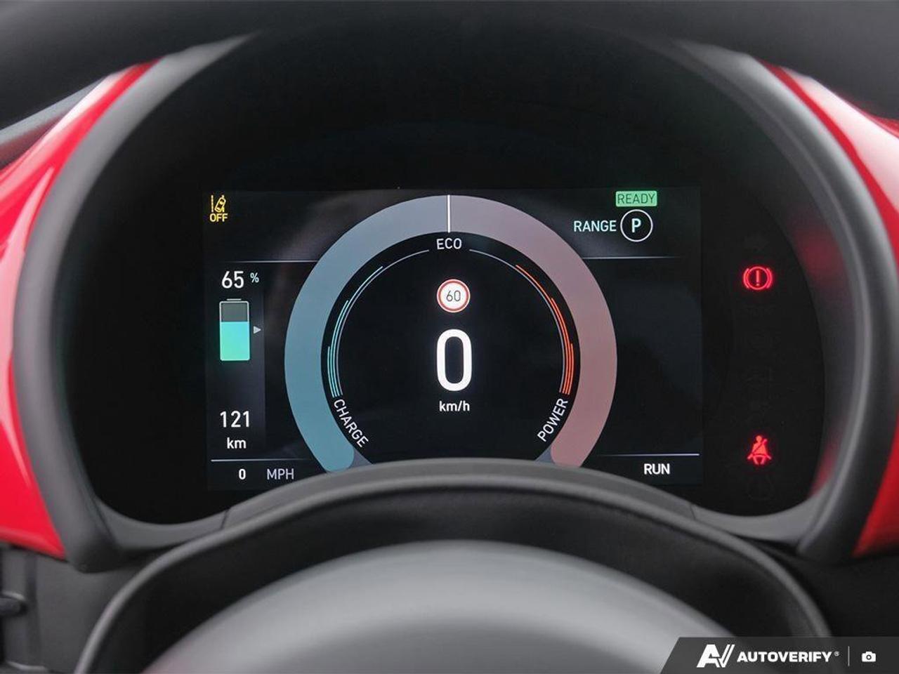 2025 Fiat 500E  Photo