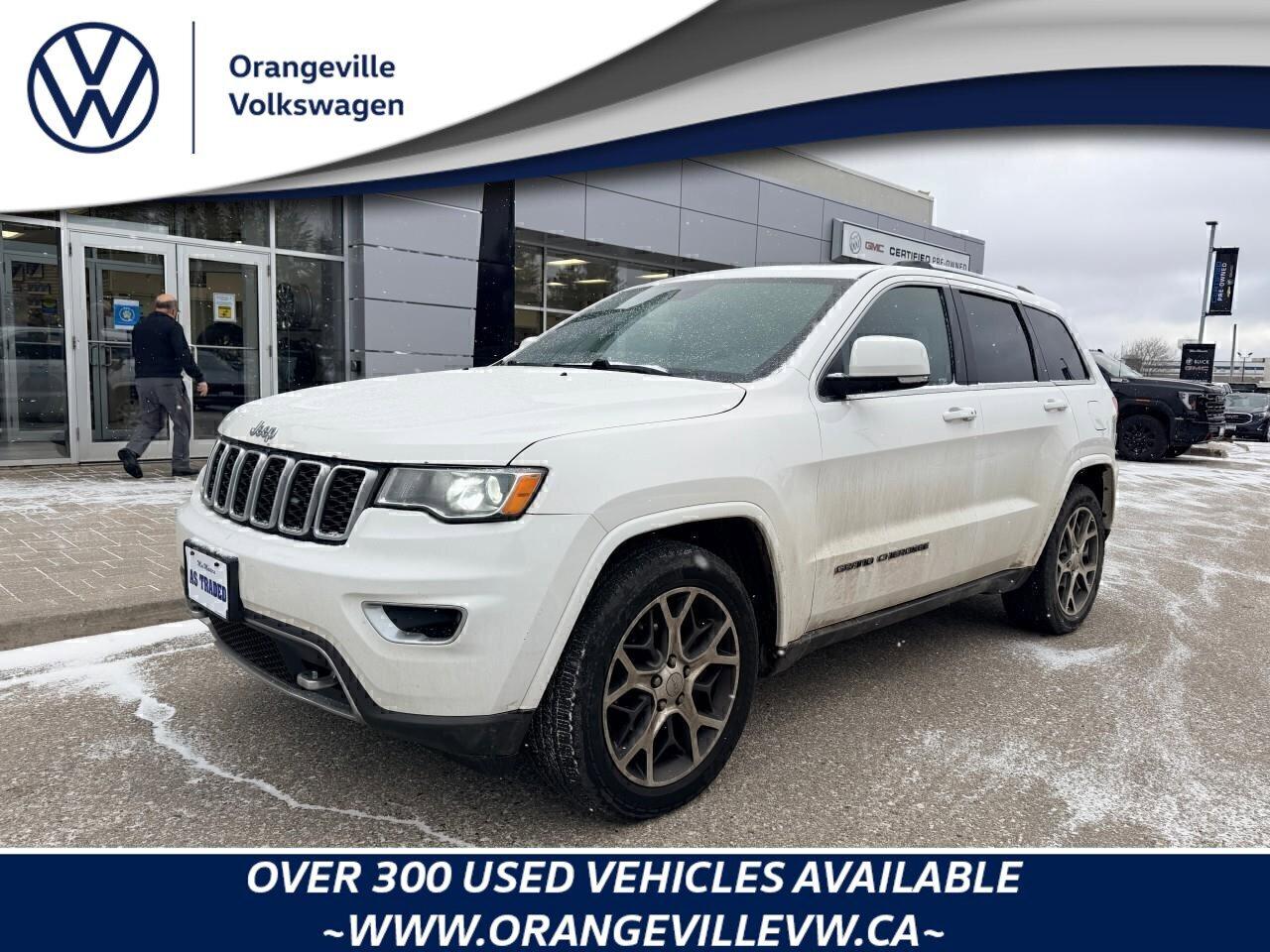2018 Jeep Grand Cherokee Sterling EditionSTERLING EDITION, 3.6L V6, 4X4, AL Photo