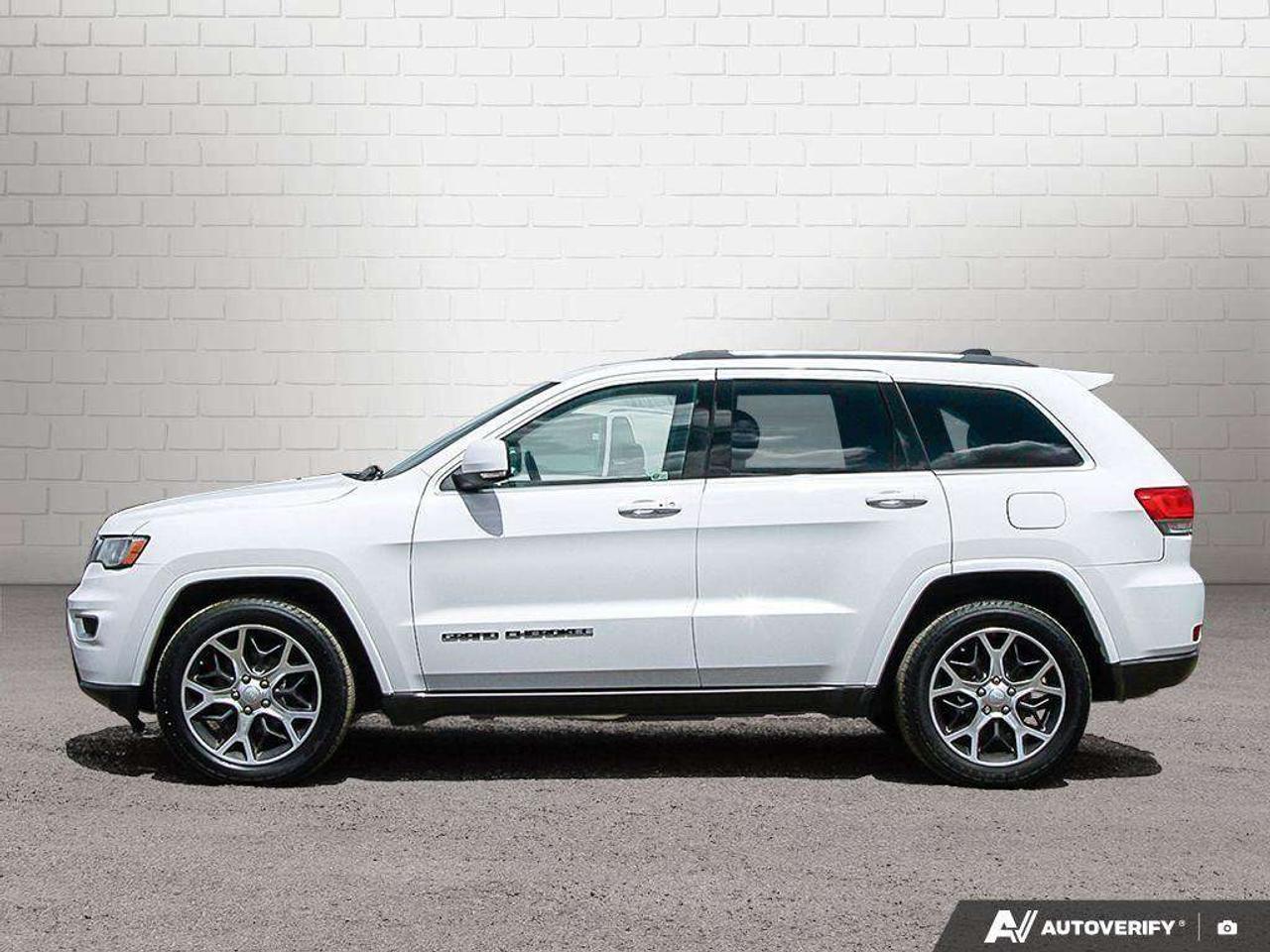 2018 Jeep Grand Cherokee STERLING EDITION, 3.6L V6, 4X4, ALLOYS, LEATHER, CERTIFIED AS-TRADED! Photo