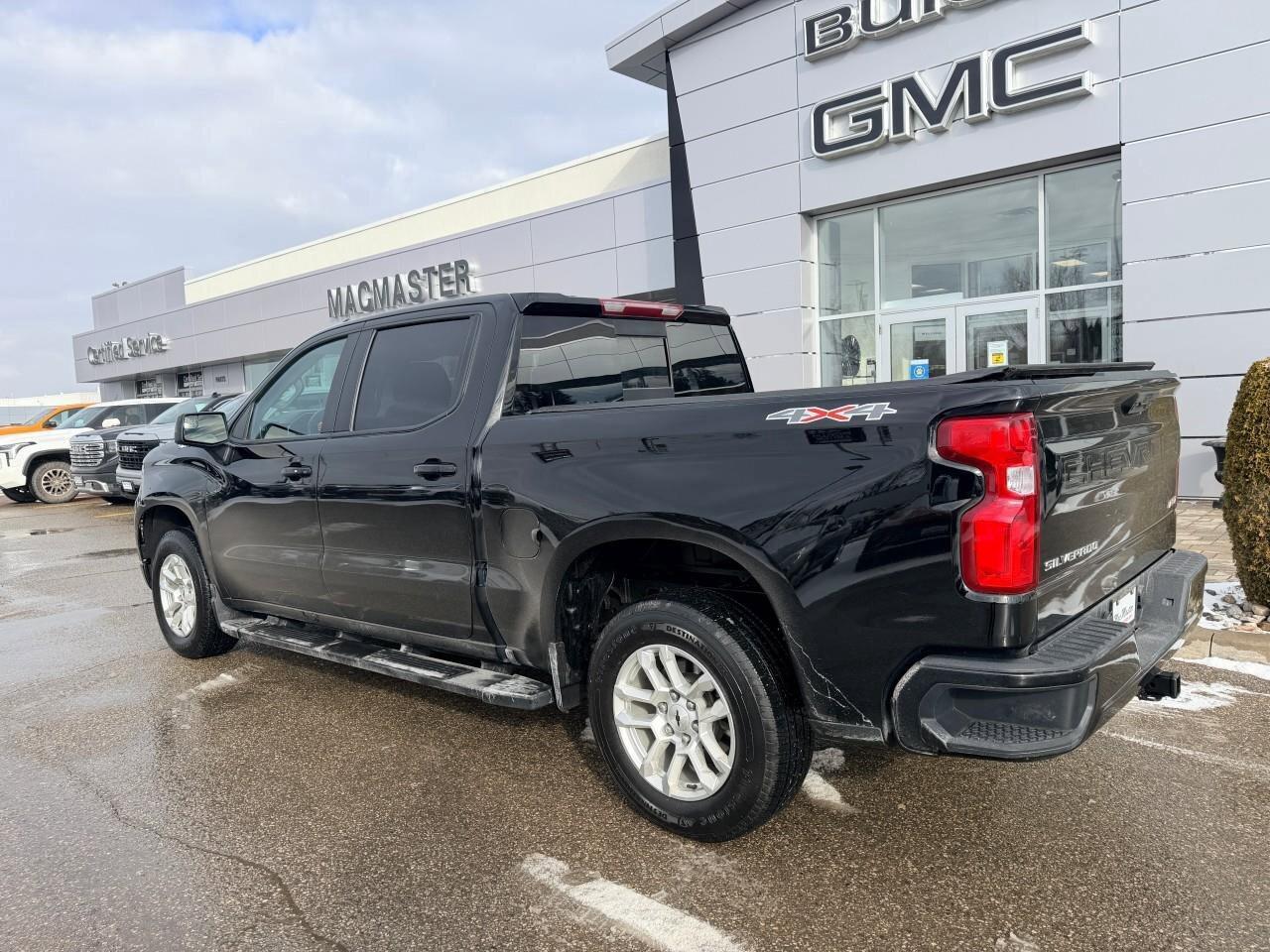 2024 Chevrolet Silverado 1500 RSTRST, 5.3L V8, 4X4, ALLOYS, LEATHER, CERTIFIED P Photo3