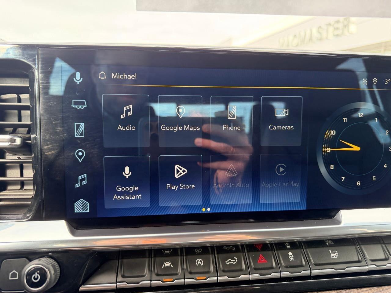 2024 Chevrolet Silverado 1500 RSTRST, 5.3L V8, 4X4, ALLOYS, LEATHER, CERTIFIED P Photo