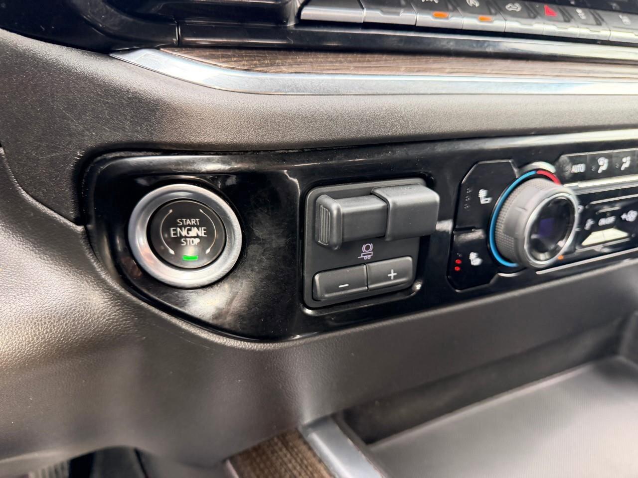 2024 Chevrolet Silverado 1500 RSTRST, 5.3L V8, 4X4, ALLOYS, LEATHER, CERTIFIED P Photo