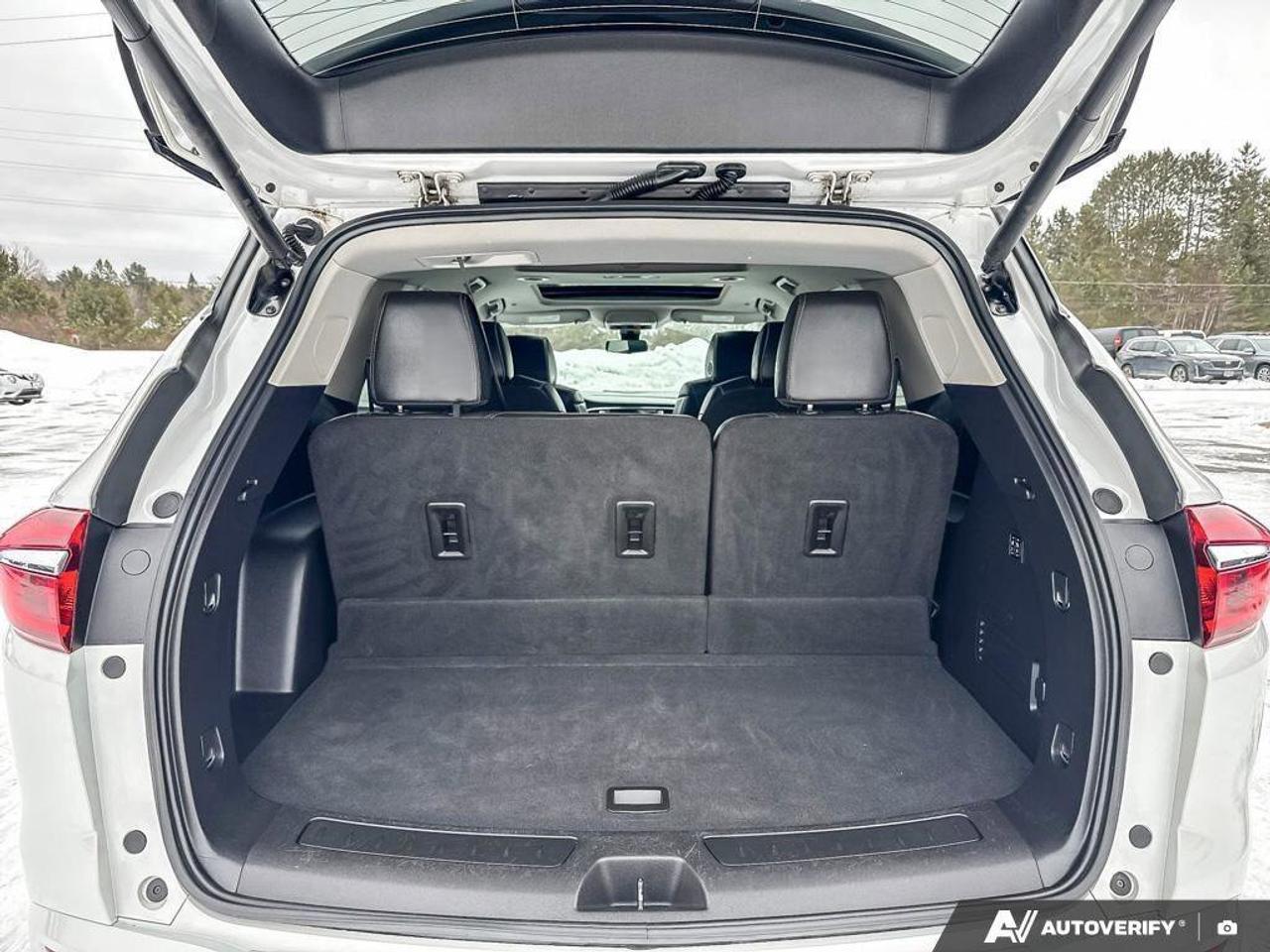 2021 Buick Enclave Avenir   TRAILERING PKG WITH HEAVY DUTY COOLING SY Photo