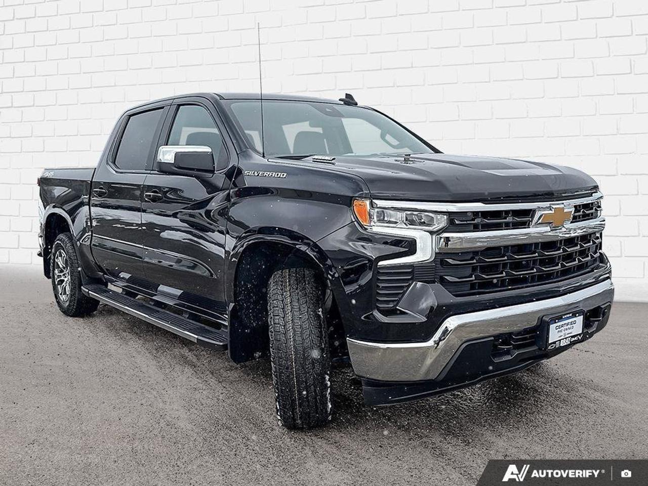 2024 Chevrolet Silverado 1500 LT   SPRAY IN BEDLINER, ALL WEATHER MATS, RUNNING Photo