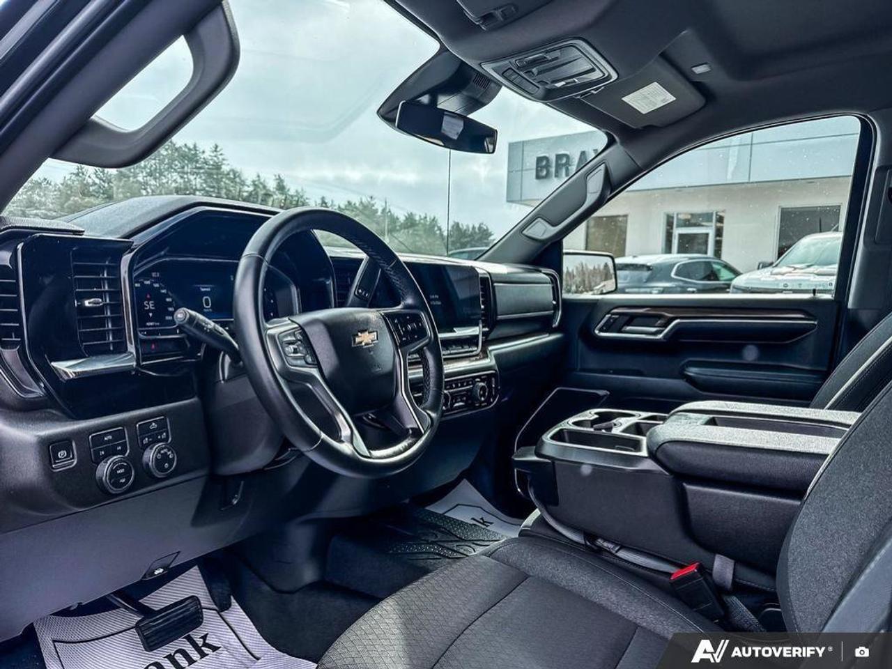 2024 Chevrolet Silverado 1500 LT SPRAY IN BEDLINER, ALL WEATHER MATS, RUNNING BO Photo