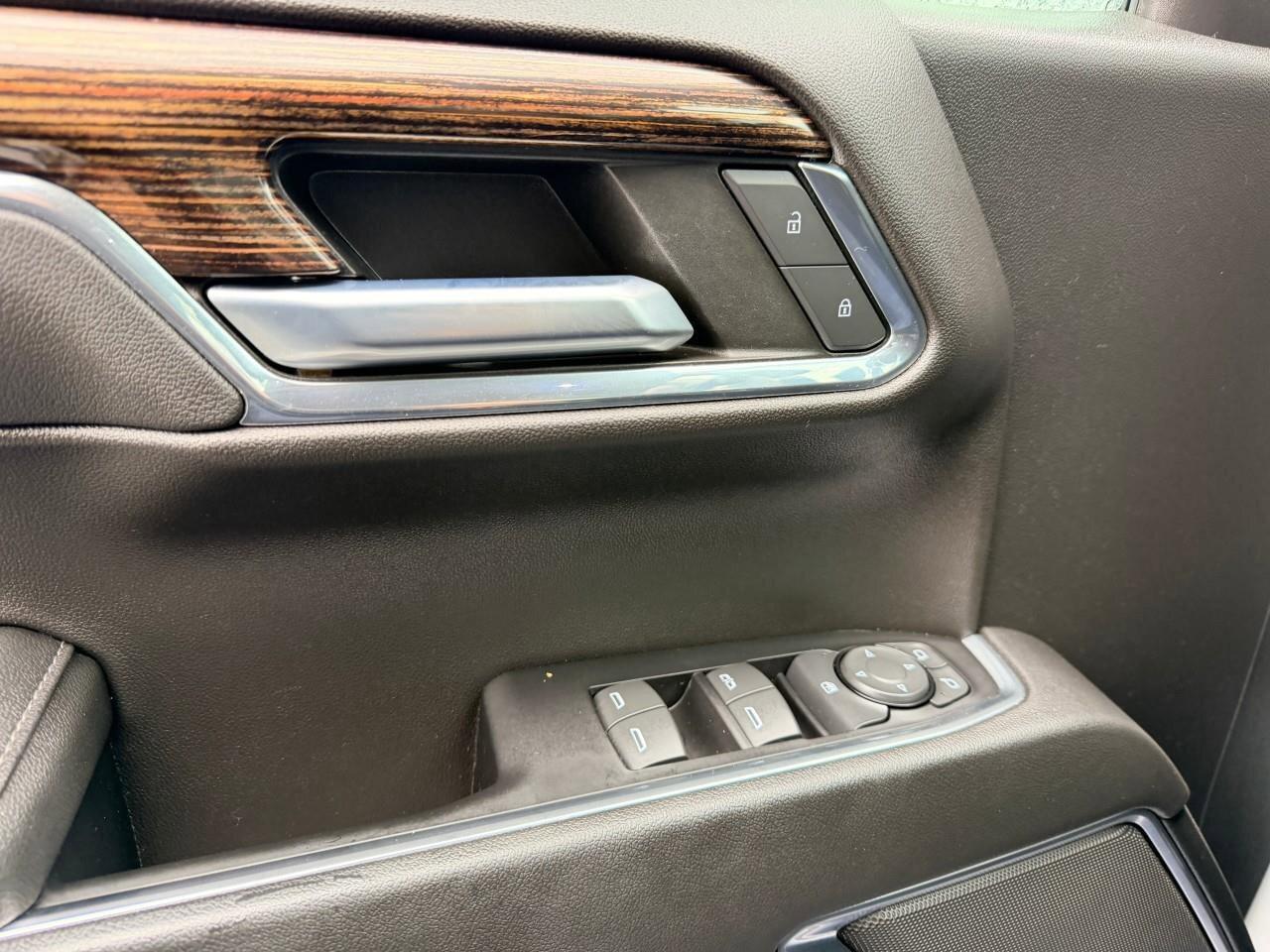 2022 GMC Sierra 1500 SLESLE, 5.3L V8, 4X4, ALLOYS, CLOTH, 1-OWNER, CERT Photo