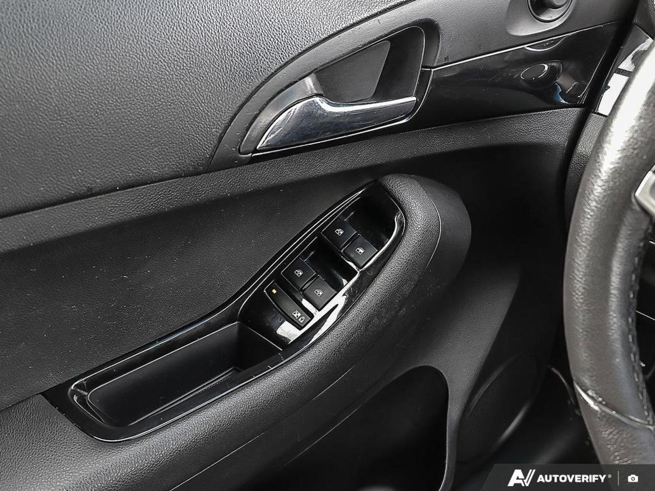 2012 Chevrolet Orlando  Photo