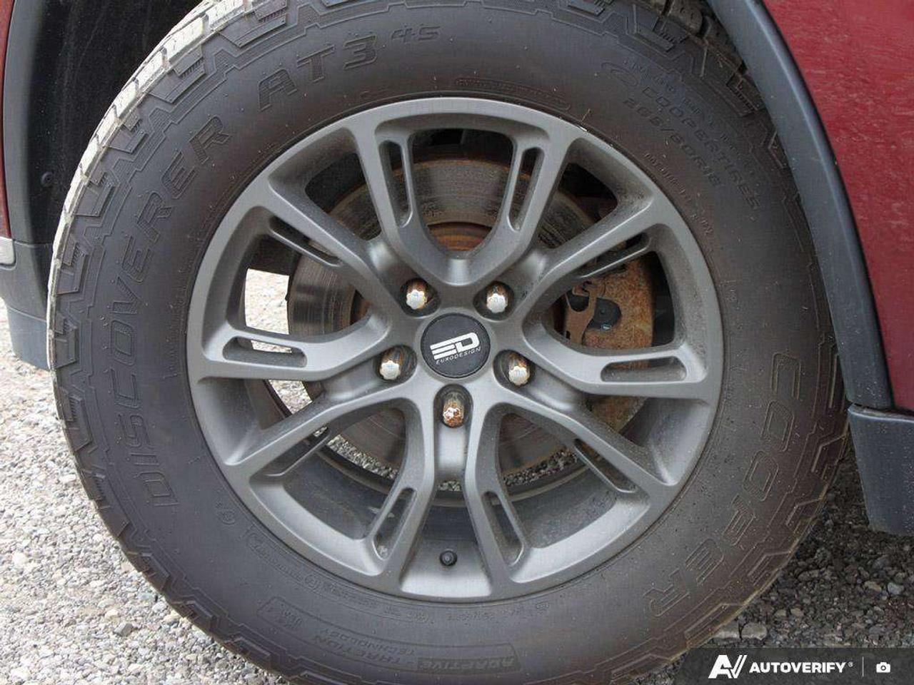2016 Dodge Durango LIMITED, 3.6L V6, 4X4, ALLOYS, LEATHER, 6-PASSENGER, CERTIFIED ASTRADED! Photo