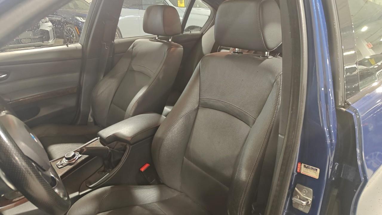 2010 BMW 335 i xDrive 4dr All-Wheel Drive Sedan Photo